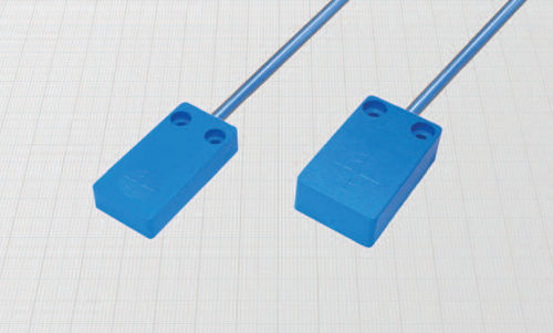 Sensor de proximidad inductivo - DCX/4700 - BDC ELECTRONIC S.r.l. - electromagnético / rectangular / NAMUR