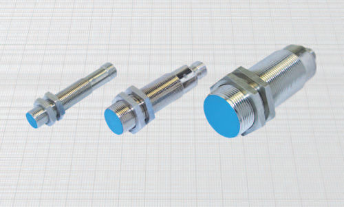 Sensor de proximidad inductivo - AX8/4609S - BDC ELECTRONIC S.r.l. - cilíndrico / IP67 / de salida amplificada
