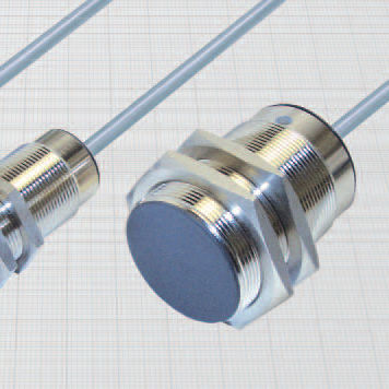 Sensor de proximidad inductivo - DCA18/4A09KS3GD - BDC ELECTRONIC S.r.l. - electromagnético / cilíndrico / M30