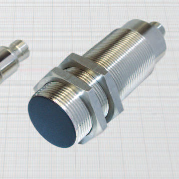 Sensor de proximidad capacitivo - NKS18/4300A - BDC ELECTRONIC S.r.l. - electromagnético / cilíndrico / M30