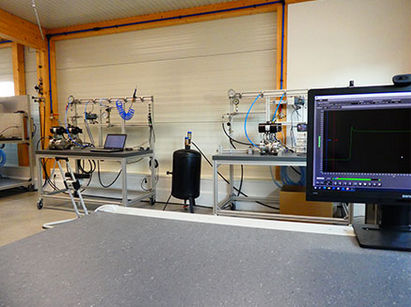 Banco de ensayo de par - KLINGER-SCHÖNEBERG GmbH - de fugas / de vida útil / automático