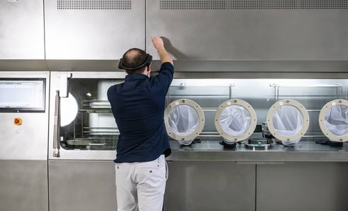 Sistema de llenado para equipamiento médico - SKAN AG - para la industria farmacéutica / flexible