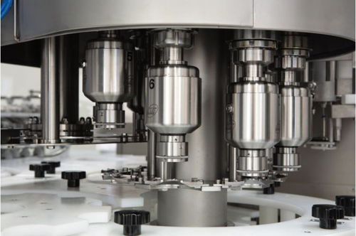 Tapadora-enroscadora automática - DELLA TOFFOLA GROUP - para la industria vinícola