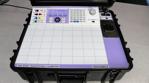 Calibrador multifunción - 9000A series - TRANSMILLE - de temperatura / de tensión / de corriente