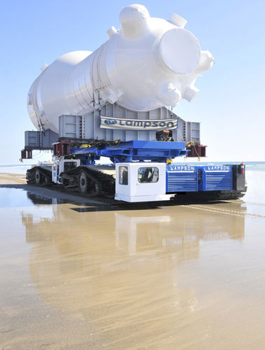 Transportador con motor diésel - Lampson crane - de orugas / para carga pesada
