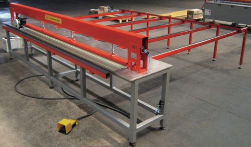 Máquina de aserrar tronzadora - TS - INGENIA GmbH - para metales / automática