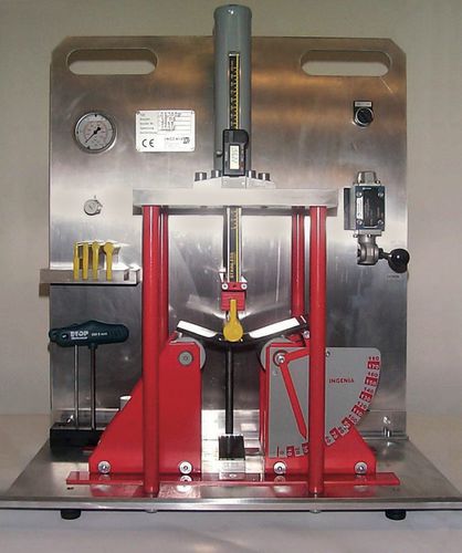 Comprobador de curvado - 01.30 BP - INGENIA GmbH - de espesor / para la industria / multifunción