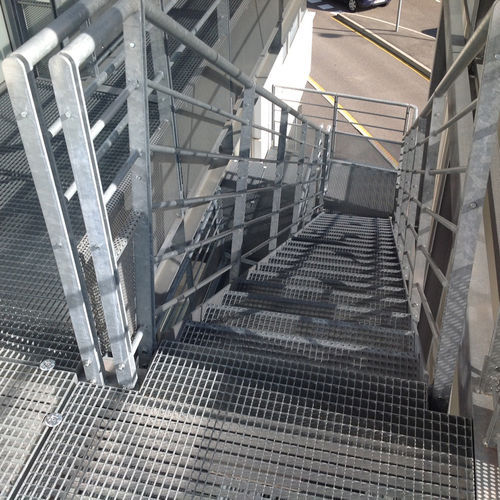 Rejilla de aluminio - PRESS-LOCKED - JK TECHNIC - de acero galvanizado / de acero inoxidable / prensada