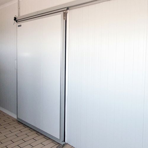 Puerta corredera - Infraca - de acero inoxidable / de acero / de PVC