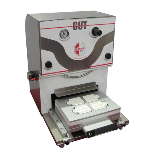 Máquina de corte para PVC - Master cut - O.M.A.R. Pharmaceutical Blister Solution - para aluminio / semiautomática / en frío