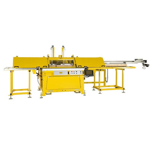 Sierra circular - GAMA 65 K3 - AVOLA Maschinenfabrik A. Volkenborn GmbH & Co. KG - para madera / enteramente automática / con disco de corte inclinable
