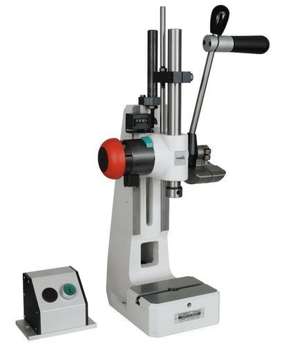Mando bimanual con botón pulsador - SCHMIDT Technology