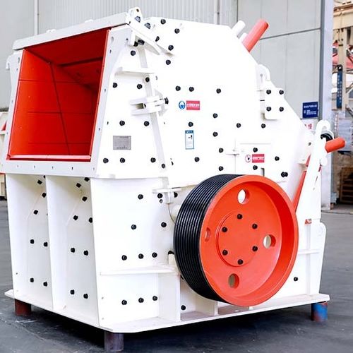 Machacadora de impacto - CI series  - Henan Hongxing Mining Machinery CO.,LTD - estacionaria / fina / de carbón