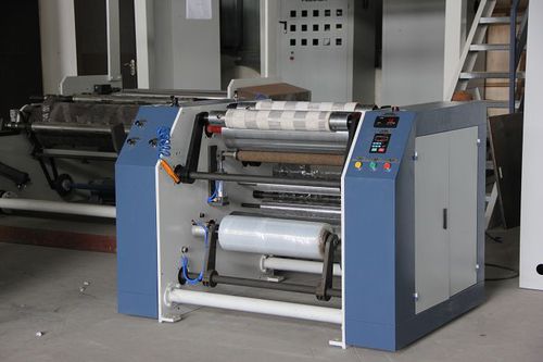 Cortadora rebobinadora para films estirables - FC500 - Zhejiang Deguang Machinery Co. , Ltd. - para films de plástico