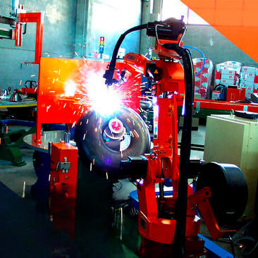 Célula robotizada de soldadura - C.E.R.V. srl - para botellas / para la industria del automóvil / para caldera