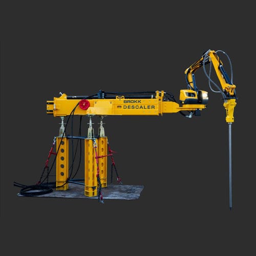 Robot de demolición con mando a distancia - Brokk DESCALER - Brokk