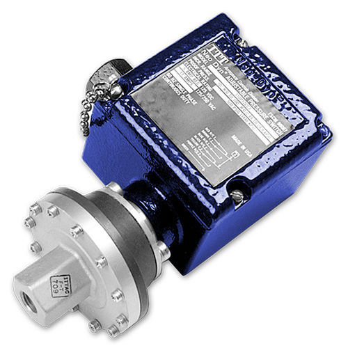 Presostato de membrana - 110P  - Neo-Dyn - relativo / tórico / NPT 1/2
