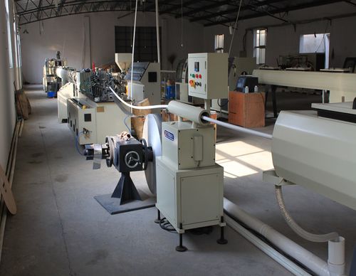 Línea de extrusión para tubos compuestos plástico-aluminio - WTAP63, WTAP110  - Jiangsu Xinrongplas Machinery Co., Ltd - multicapas / de tubos / para PP-R