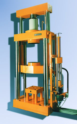 Máquina de prueba de fuerza - GTM Gassmann Testing Metrology GmbH - de materiales / hidráulica / vertical