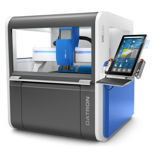Fresadora CNC 3 ejes - M8Cube - DATRON - vertical / de metales no ferrosos / para compuestos
