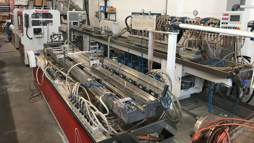 Hilera de extrusión para perfiles de persiana - Baruffaldi Plastic Technology
