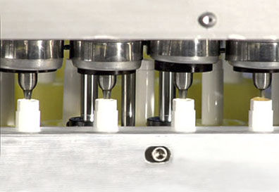 Llenadora automática - FMI-6000-AP - APACKS - de botellas / para líquido / para la industria cosmética