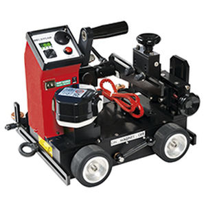 Carrito de soldadura MIG-MAG - WELDYCAR series - Lincoln Electric Deutschland - vertical / horizontal / motorizado