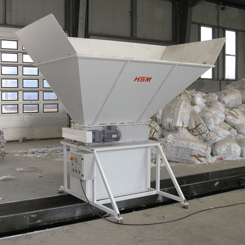 Máquina perforadora en línea - HSM PF 600 - HSM GmbH + Co. KG - de botellas PET