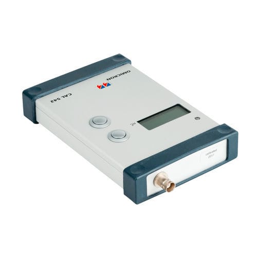 Sistema de medición de descarga parcial - CAL 542 - OMICRON electronics - electrónico / para calibración / ligero