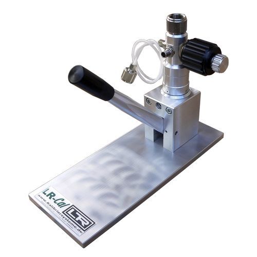 Bomba de calibración neumática - LPP series  - DRUCK & TEMPERATUR Leitenberger GmbH - manual / para presión y vacío