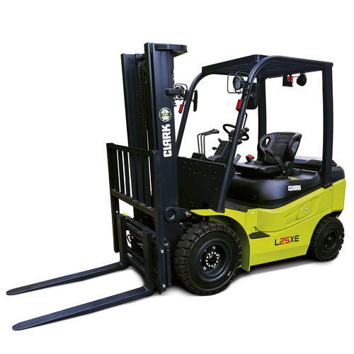 Carretilla elevadora eléctrica - LXE series - CLARK Material Handling - con operador sentado / de manipulación / con contrapeso