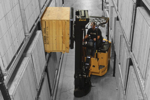 Carretilla elevadora eléctrica - Bx0AC series - Landoll - con operador sentado / de manipulación / para pasillos estrechos