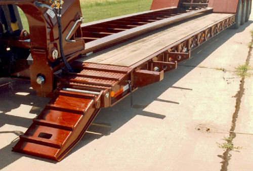 Remolque de cuello de cisne - 325C - Landoll - para equipamiento industrial / de 3 ejes / para carga pesada