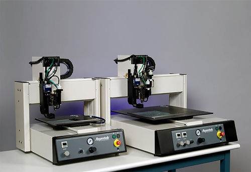 Dosificador para medios de alta viscosidad - D-583, D-585  - Nordson ASYMTEK - con bomba a pistón / benchtop / a chorro