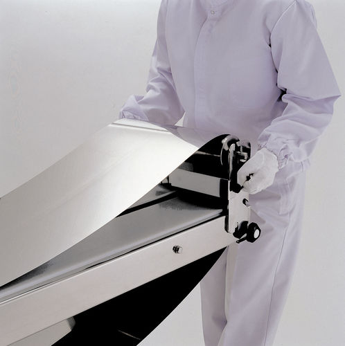 Maquina de tratamiento de superficie - DYMCO. LTD.