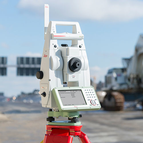 Estación total con prisma - TS13 - Leica Geosystems - robotizada