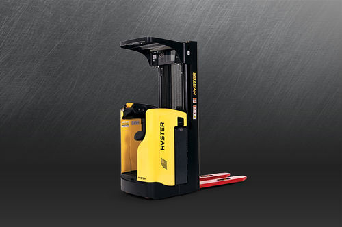 Apiladora para palés - RS1.6 - HYSTER - eléctrica / con operador sentado / 24 V