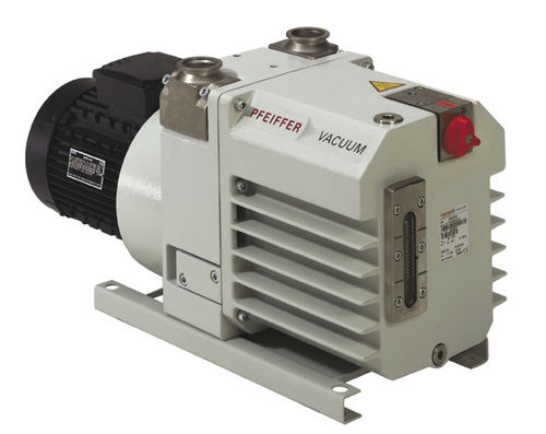 Bomba de vacío de paletas - Duo 65/M series - Pfeiffer Vacuum+Fab Solutions - lubricada / de 2 etapas