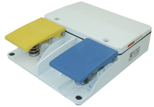 Interruptor de pedal de control - FSC-62 - SUNS - potenciométrico / 2 pedales / resistente al agua