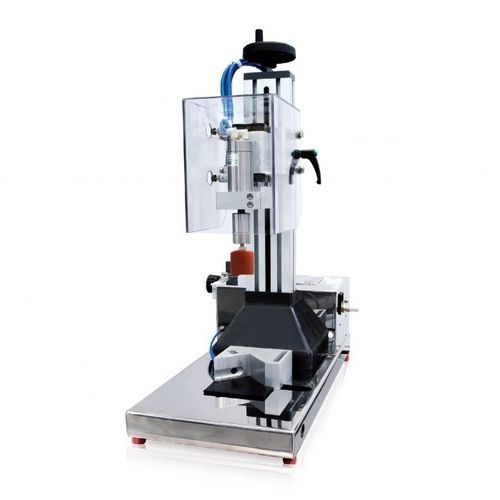 Tapadora de tornillo - AV30 - Dumek - semiautomática / para tapones / tarro