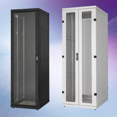 Sistema de armarios de suelo - Belden Electronics GmbH Standort Neckartenzlingen