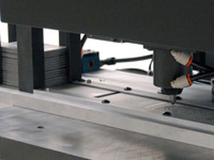 Máquina de marcado láser - Geo. T. Schmidt - de metal / de mesa / automática