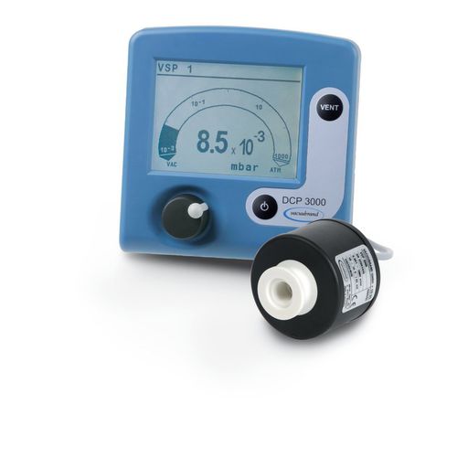 Manómetro de vacío con Pirani - DCP 3000 + VSP 3000 - VACUUBRAND - digital / con controlador