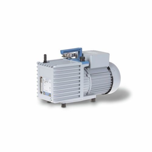 Bomba de vacío de paletas - RZ 2.5 - VACUUBRAND - en baño de aceite / 230 V CA / de 2 etapas