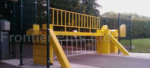Barrera de estacionamiento - Frontier-Pitts - levadiza