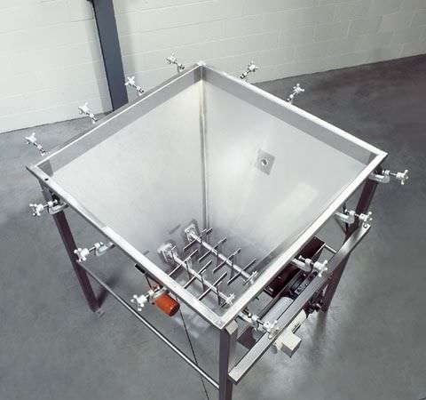Tolva con agitador - FLEXICON - de alto caudal