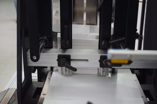 Sistema de alimentación automático - E-Packaging Srl - de cinta / para máquinas de embalaje / de paquetes
