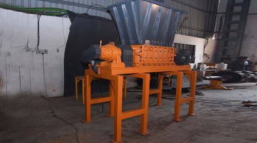 Destrozador primario - SR-40 - FORNNAX TECHNOLOGY PVT LTD - de dos ejes / para residuos alimentarios
