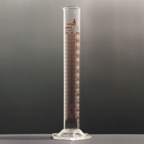 Probeta graduada translúcida - Normax - Fábrica de Vidro Científico