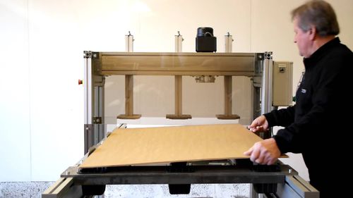 Ensambladora en sobre paleta - Eredi Caimi S.r.l.